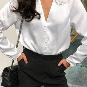 Chemisier Satin Blanc Avec Boutons