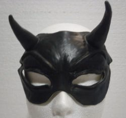 Demi-Masque Démon Latex – Image 2
