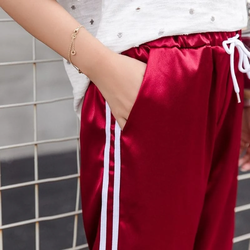 Pantalon Satin Rouge – Image 3